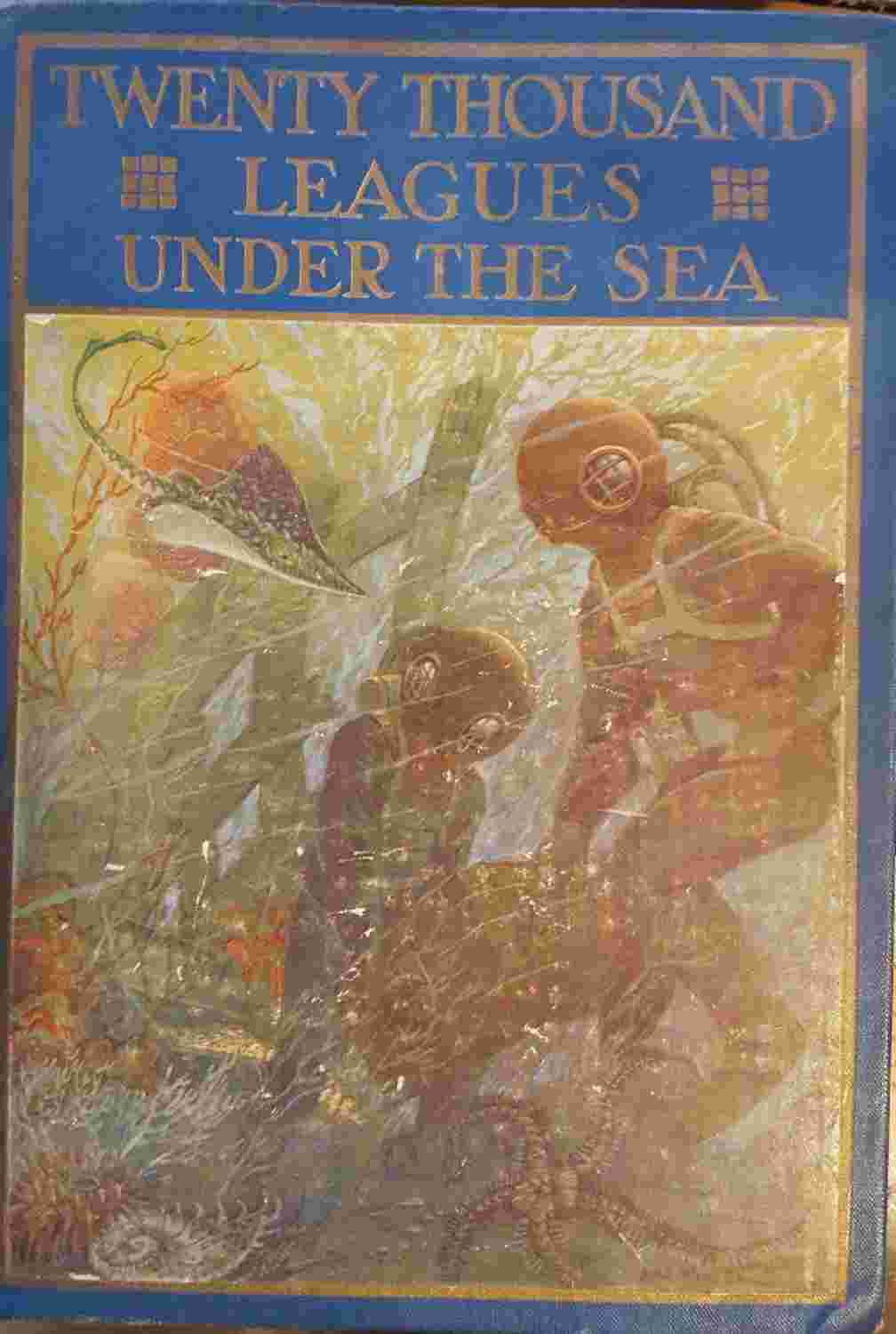 Twenty Thousand Leagues Under the Seas An Underwater Tour of the World - Verne, Jules
